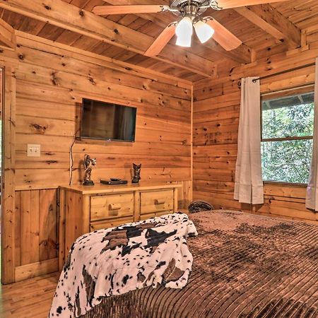 Cabin With Hot Tub And Deck, 3 Mi To Pigeon Forge Sevierville Exterior photo